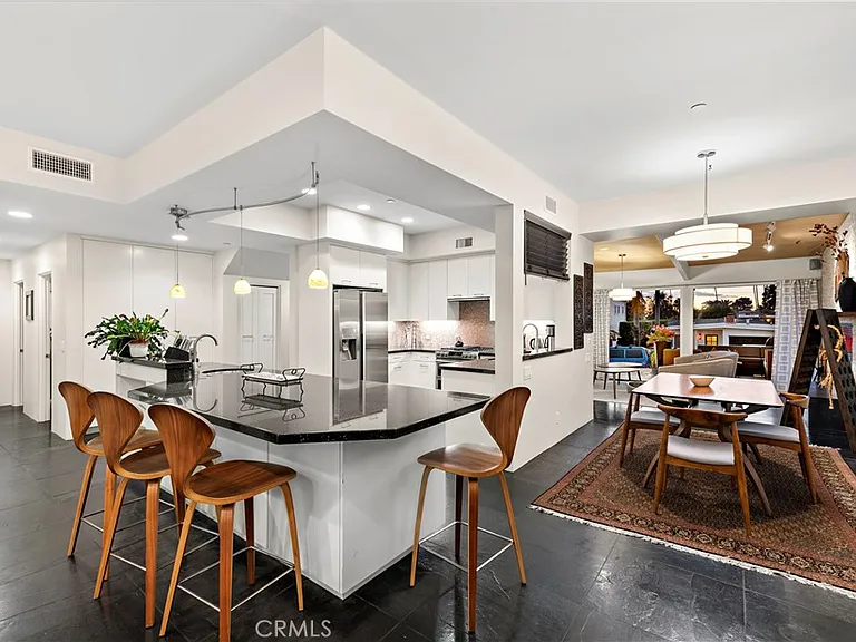 147 W Avenida Cadiz — Photo 11