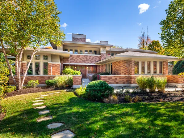 908 Julian Ct, Naperville, IL 60540