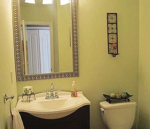 Downstairs half bathroom