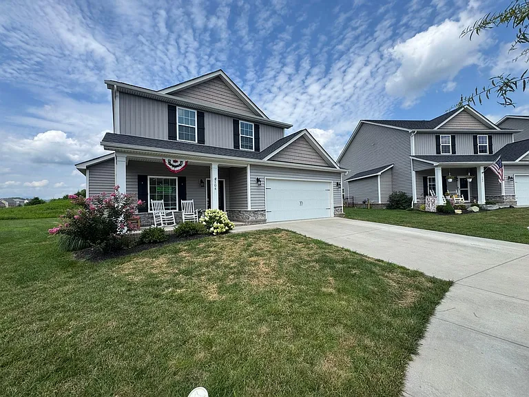 104 Deerberry Ln — Photo 1