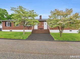3 Packard St, Manchester, CT 06040