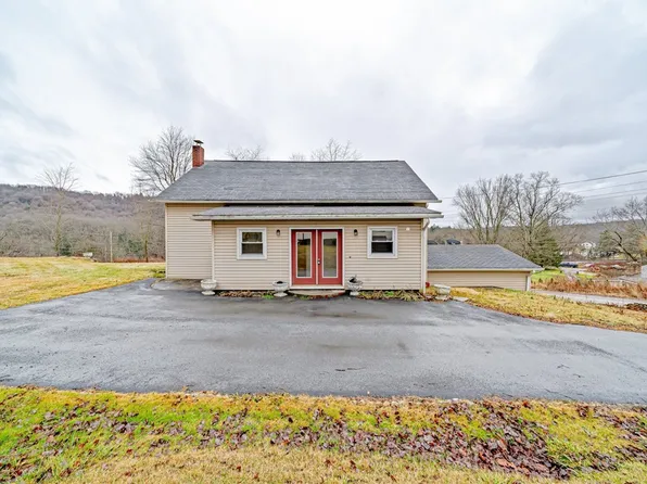 1558 Piedmont Rd, Somerset, PA 15501