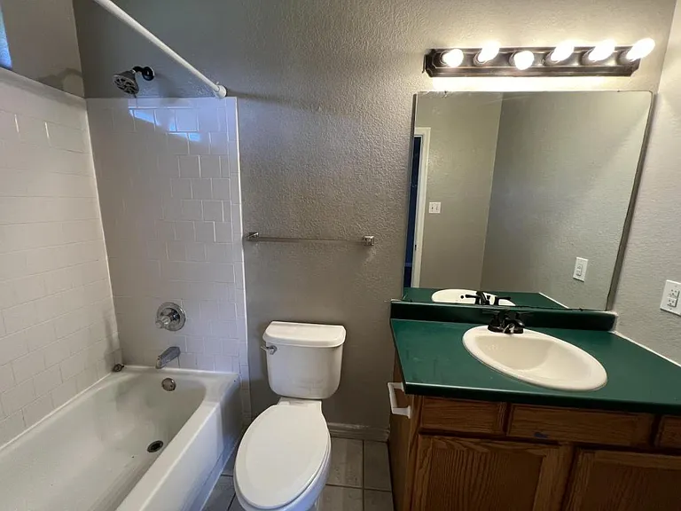 3607 Crescent Dr — Photo 23