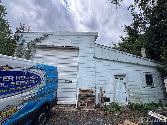 3rd image of 78 Major Rd
