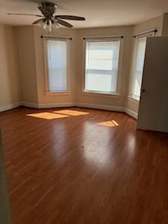 110 Ash St #3 — Photo 9