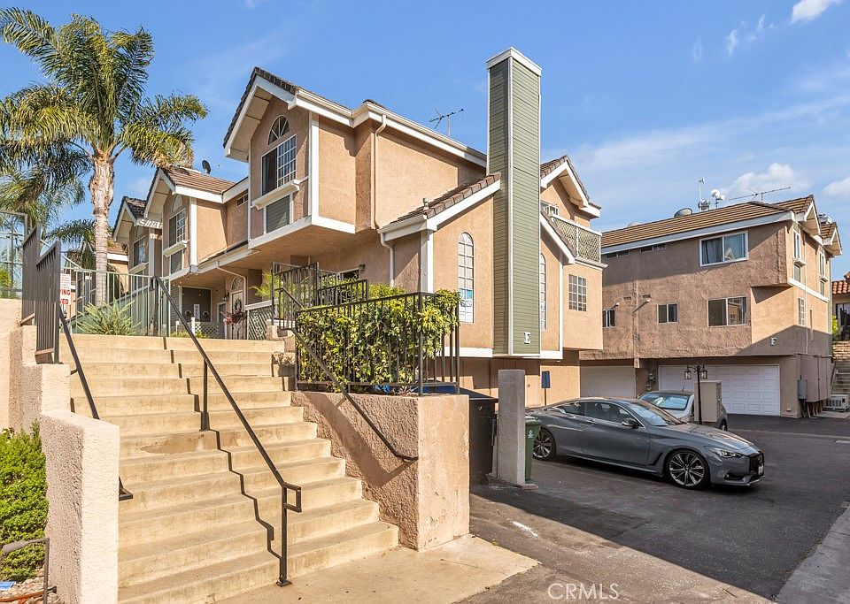 1st image of 8958 Burnet Ave Unit E1