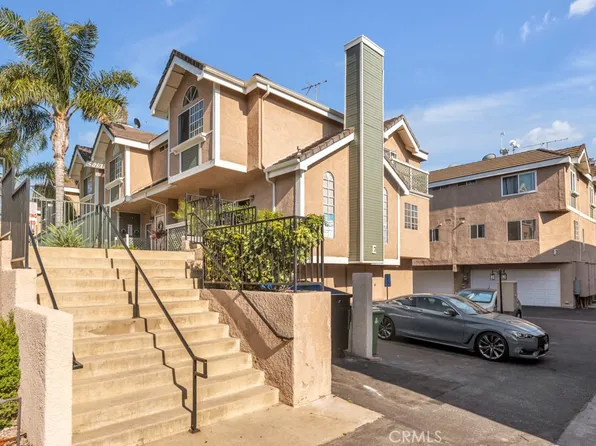 8958 Burnet Ave Unit E1, North Hills, CA 91343