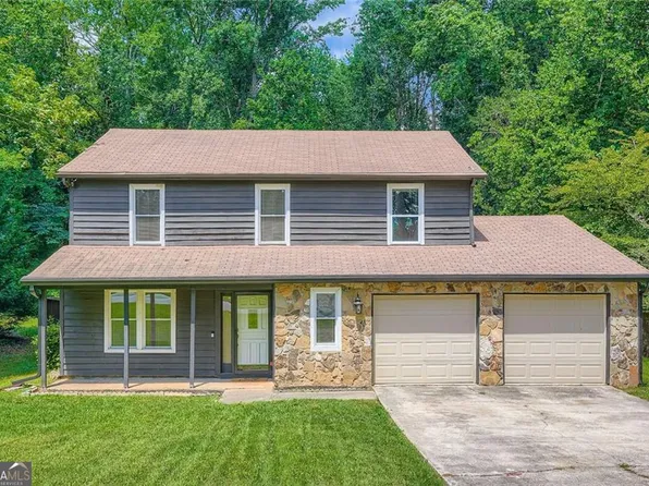 1120 Chapman Cir, Stone Mountain, GA 30088