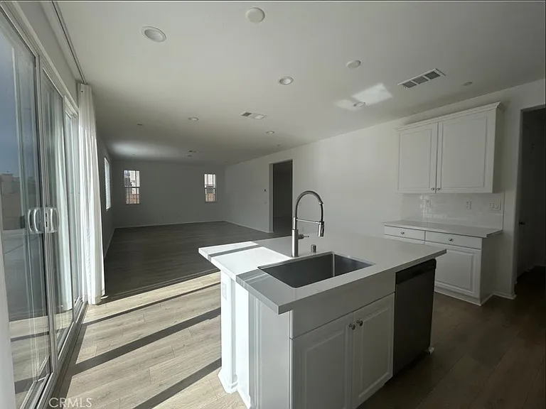 12574 Dartola St — Photo 17