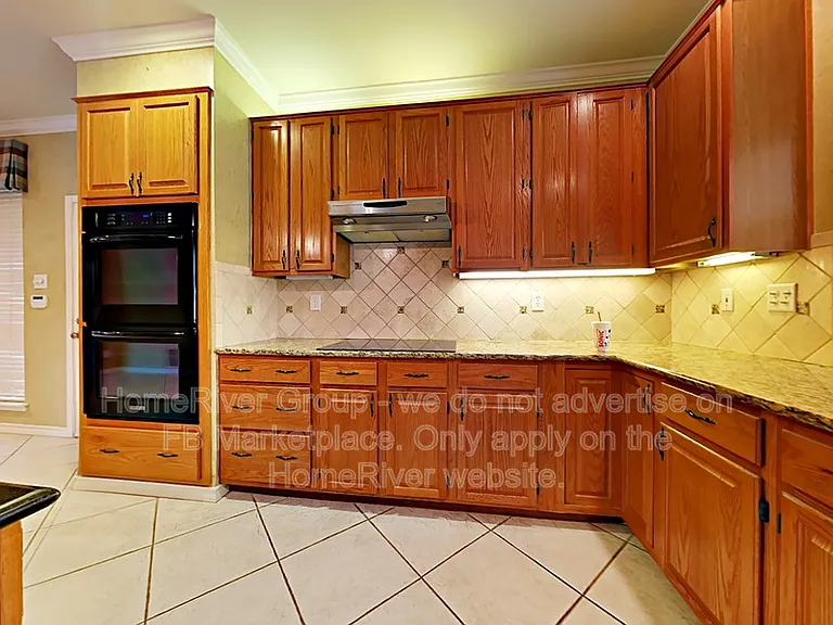 6725 Grant Ln — Photo 9