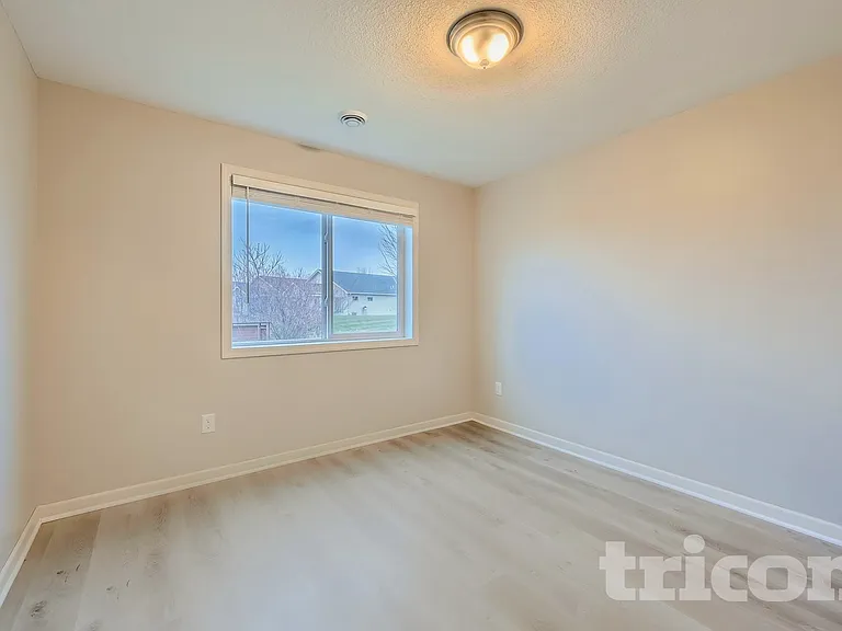 10093 179th Ave NW — Photo 16