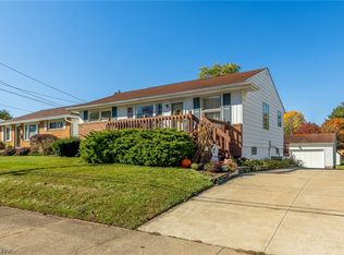 1223 Clearmount Ave SE, North Canton, OH