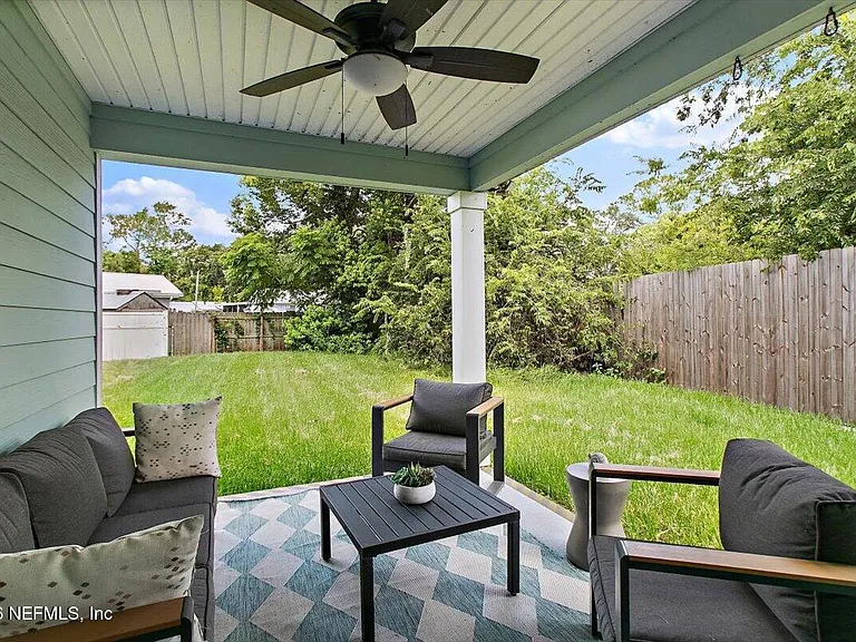402 El Rey Ave — Photo 16