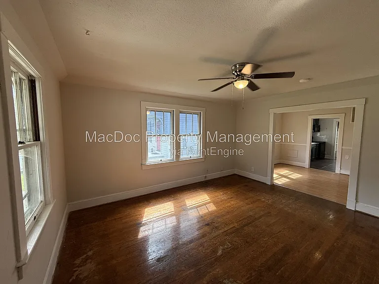 138 Mansfield St — Photo 2