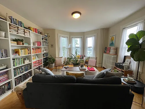 40 Emerson St #2 Photo 1