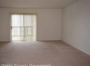 2956 Vineyards Pkwy APT 6, Branson, MO 65616
