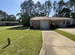 8262 Continental Ct, Pensacola, FL 32506