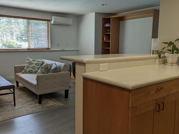 Kitchen bar and sitting area