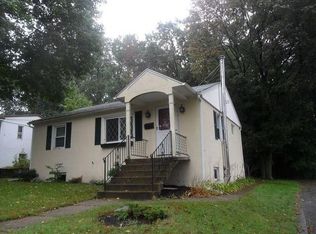 7 Power Ave, Shrewsbury, MA 01545