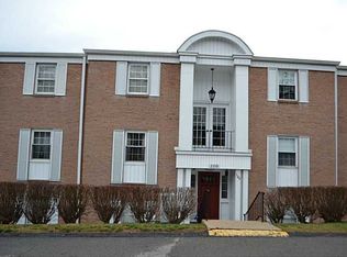 103 Camelot Dr, Pittsburgh, PA 15237