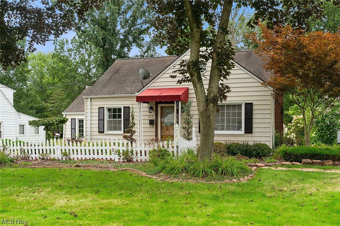 217 Callahan Rd, Canfield, OH 44406 MLS 4481951 Zillow
