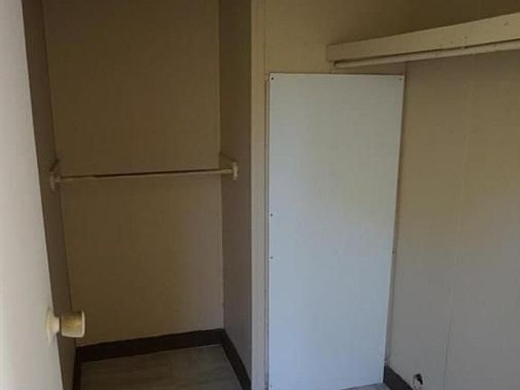 5th image of 3952 NE Swisher Ave
