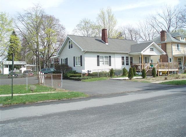 1st image of 3 Lafayette St