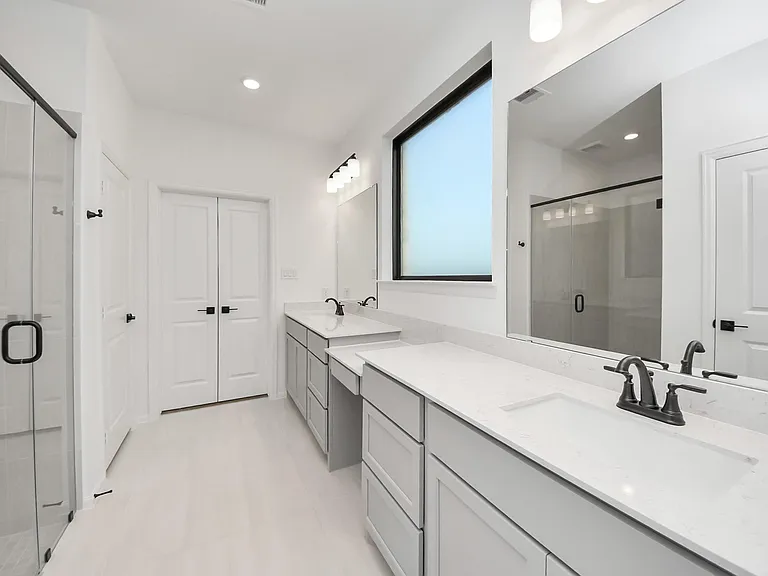 10706 Ursa St — Photo 39