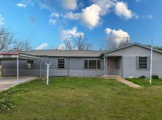 204 Temple Rd, Eddy, TX 76524