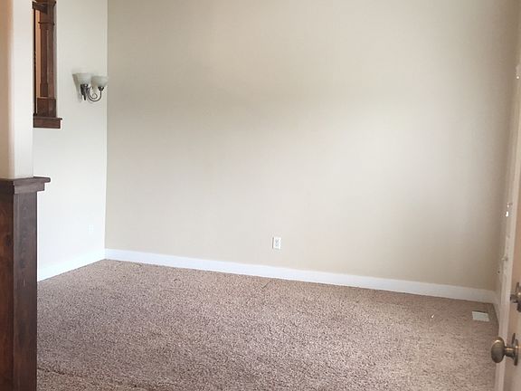 4th image of 1057 E Garden Bend Pl