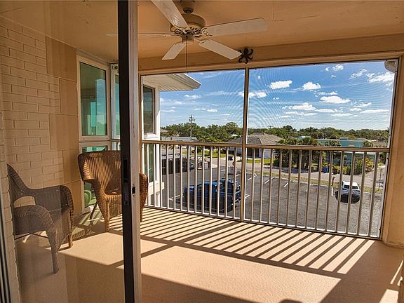 5th image of 200 The Esplanade N APT C9