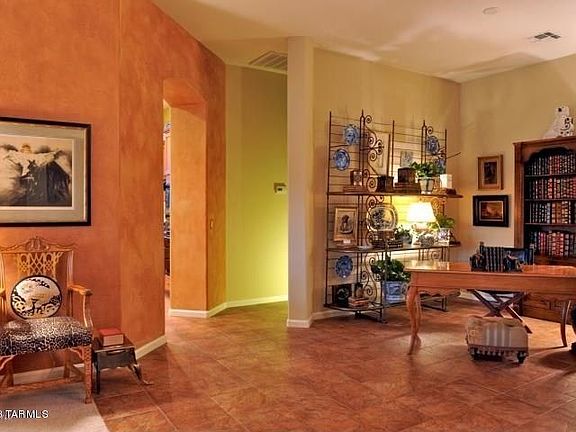 4th image of 63110 E Harmony Dr