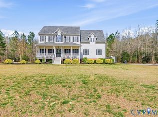 3670 Willow Creek Dr, Disputanta, VA 23842
