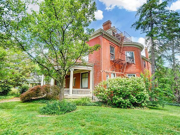 3rd image of 218 Hosea Ave #97