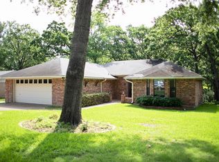 245 Shoreline Dr, Malakoff, TX 75148