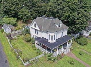 126 Davis Ave, Waterford, NY 12188