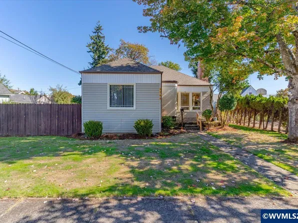 1162 SE Lyle St, Dallas, OR 97338