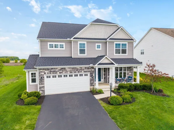 5569 Hibbing Ln, Lewis Center, OH 43035