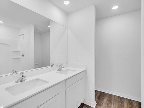 This double sink counter is the perfect space to get ready in the mornings