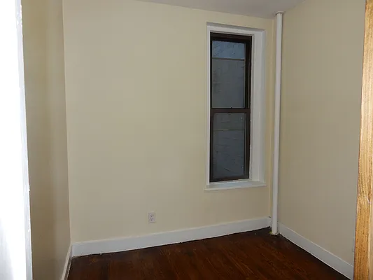 Rented by Aimee Grodanz, LREB | media 4