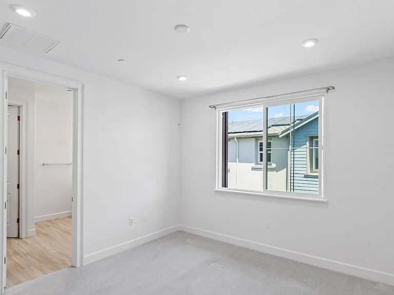 1744 Pedrozzi Cmn — Photo 19