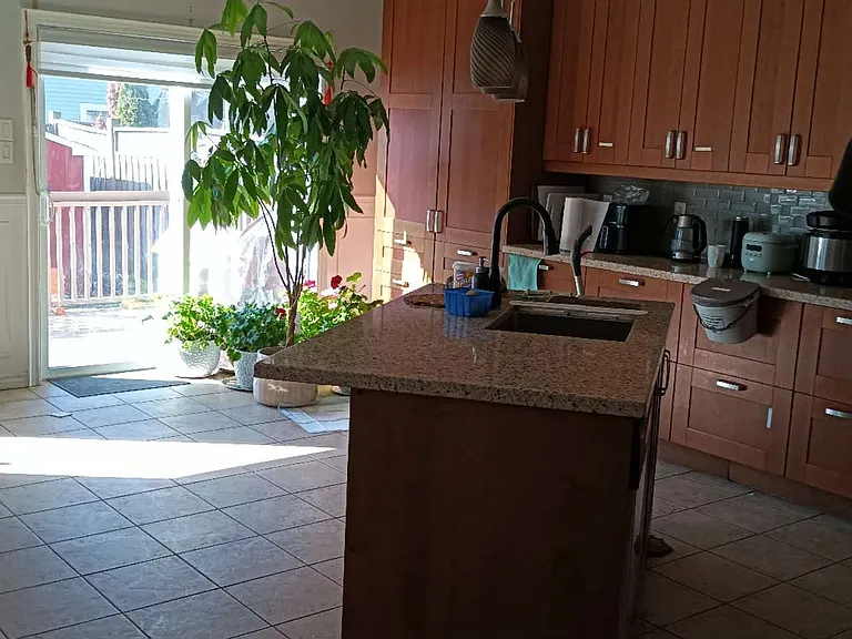 1599 Coldstream Dr — Photo 4