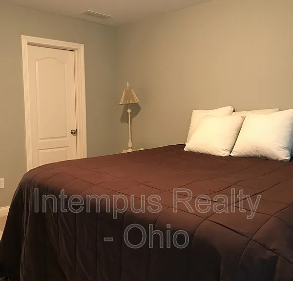5081 Dinard Way — Photo 31
