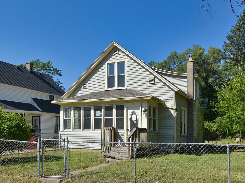 1st image of 728 Columbus Ave