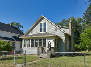 728 Columbus Ave, Benton Harbor, MI