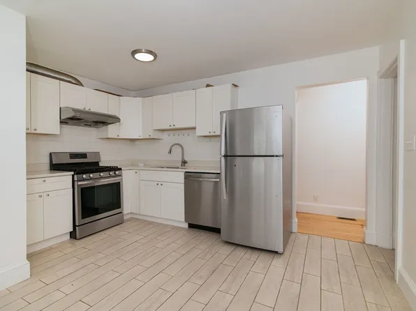 135 Safford St, Quincy, MA