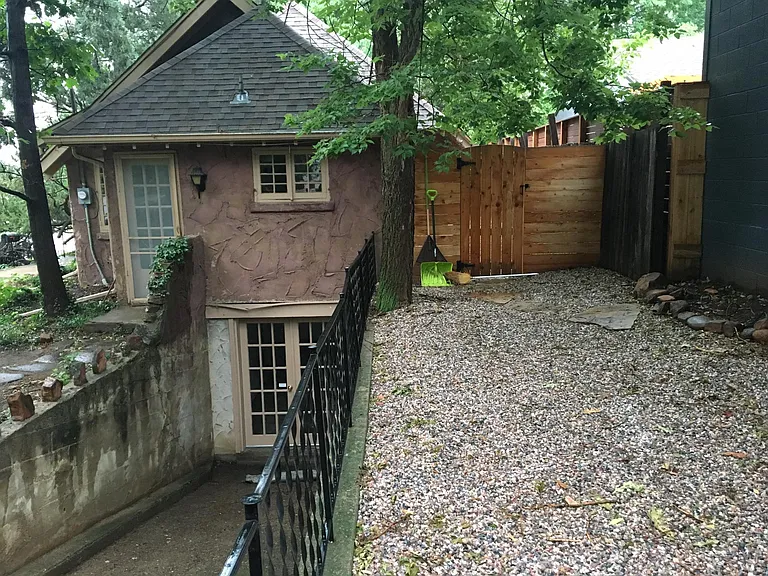 Backyard gate
