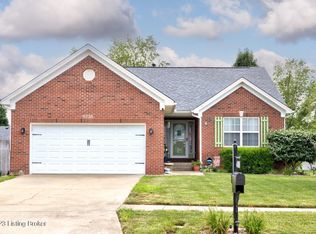 6735 Cassidy Cir, Louisville, KY 40229
