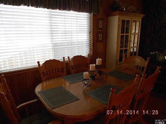 4th image of 385 Chelan Dr