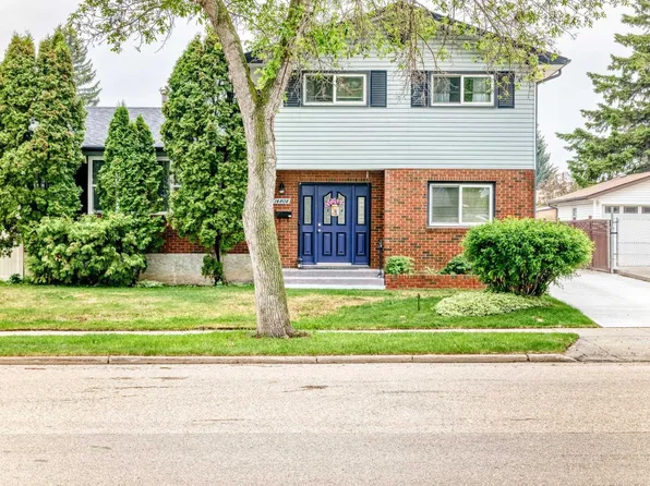 14808 62nd St NW, Edmonton, AB T5A 2B3